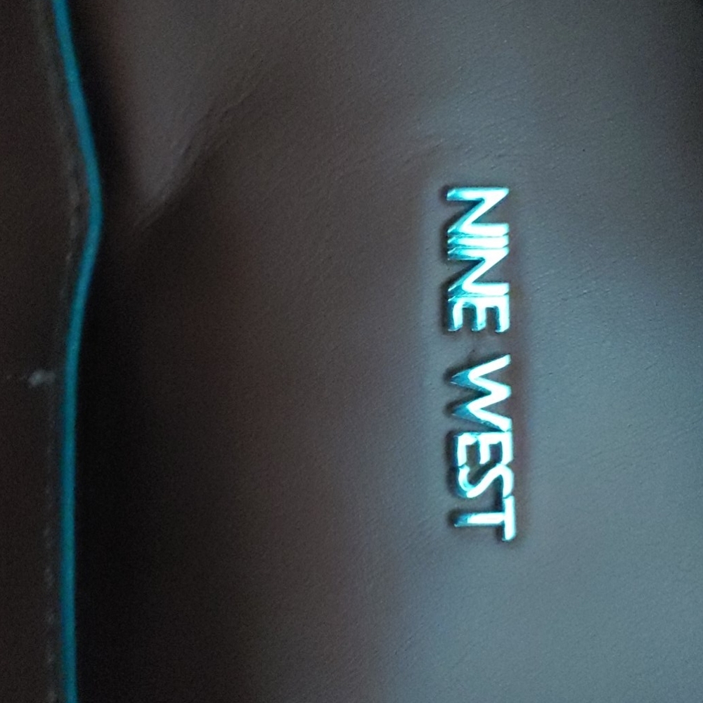 Handbag - Picture 3 of 3